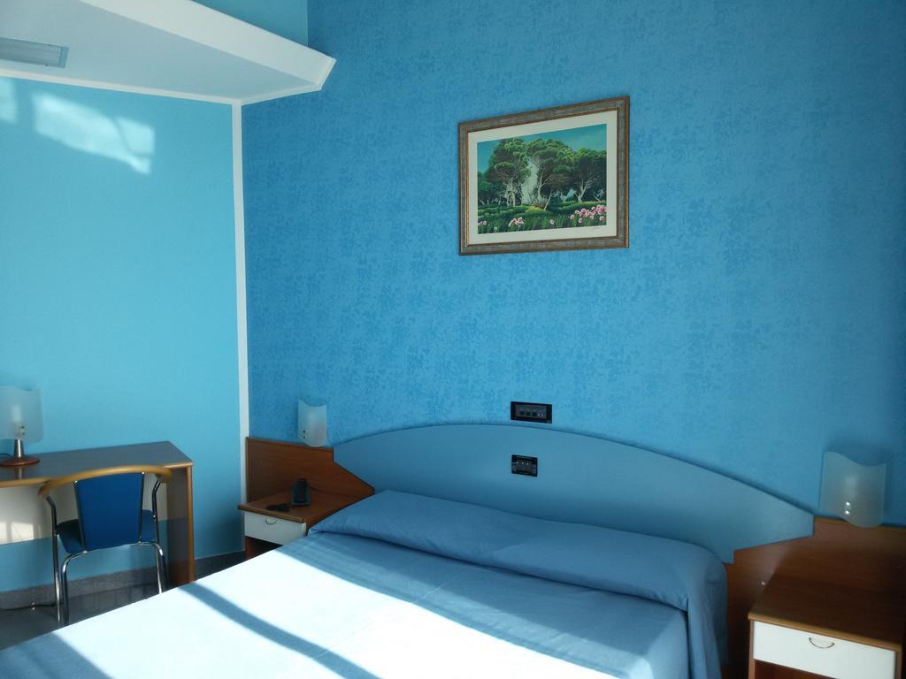 Hotel Ristorante Miramare 玛里纳吉尔萨罗 客房 照片