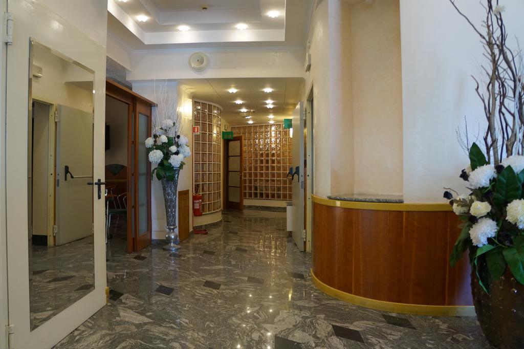 Hotel Ristorante Miramare 玛里纳吉尔萨罗 外观 照片