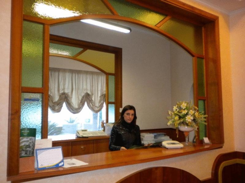 Hotel Ristorante Miramare 玛里纳吉尔萨罗 外观 照片